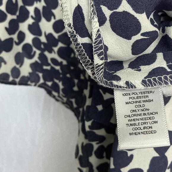 Loft by Ann Taylor Navy and White Printed Women's Blouse Large - Picture 6 of 6
